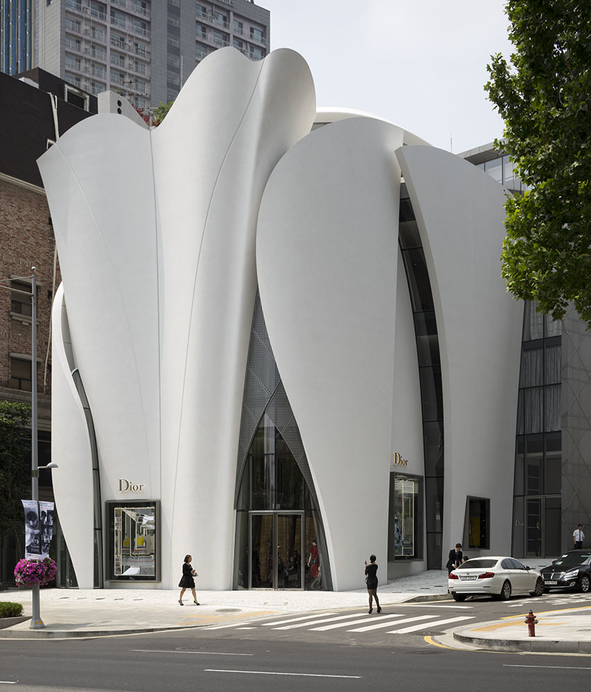 Vitrocsa Project Maison Dior in Seoul | The Original Minimalist Window